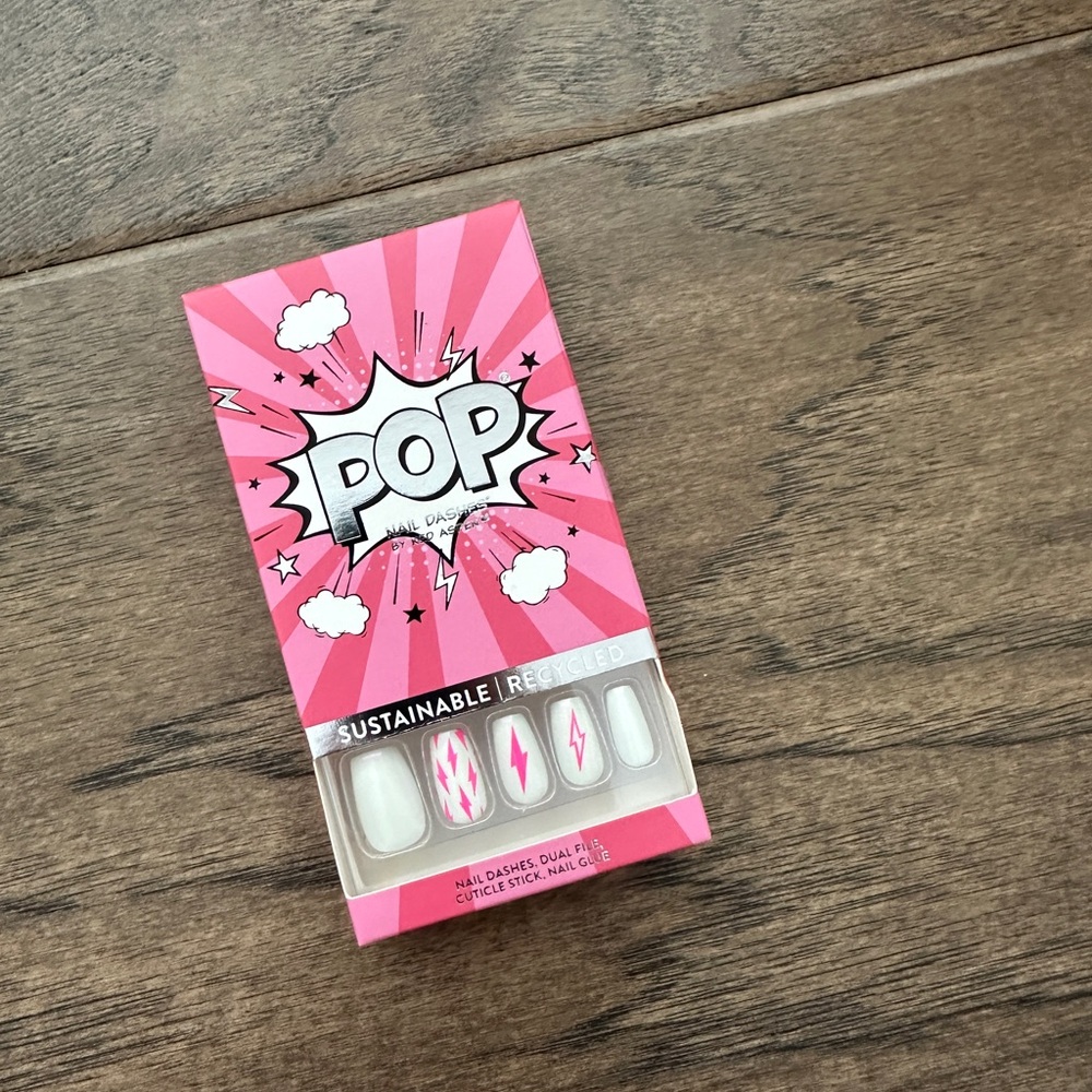 Pink and White Pop Nail Wraps red aspen kaboom Selina